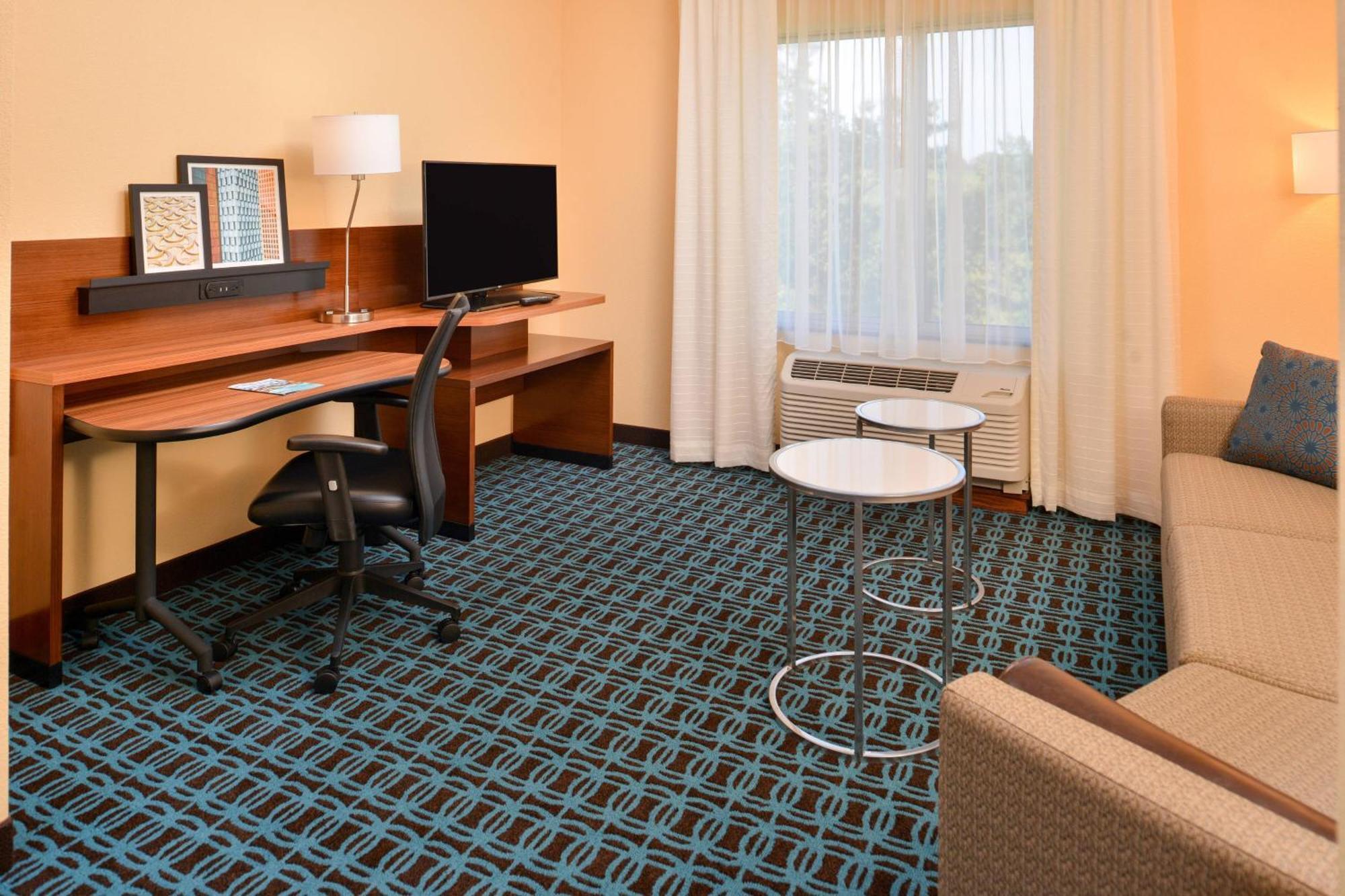 Fairfield & By Marriott 3* Saint Joseph